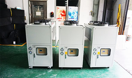 工業冷水機移動方便嗎？